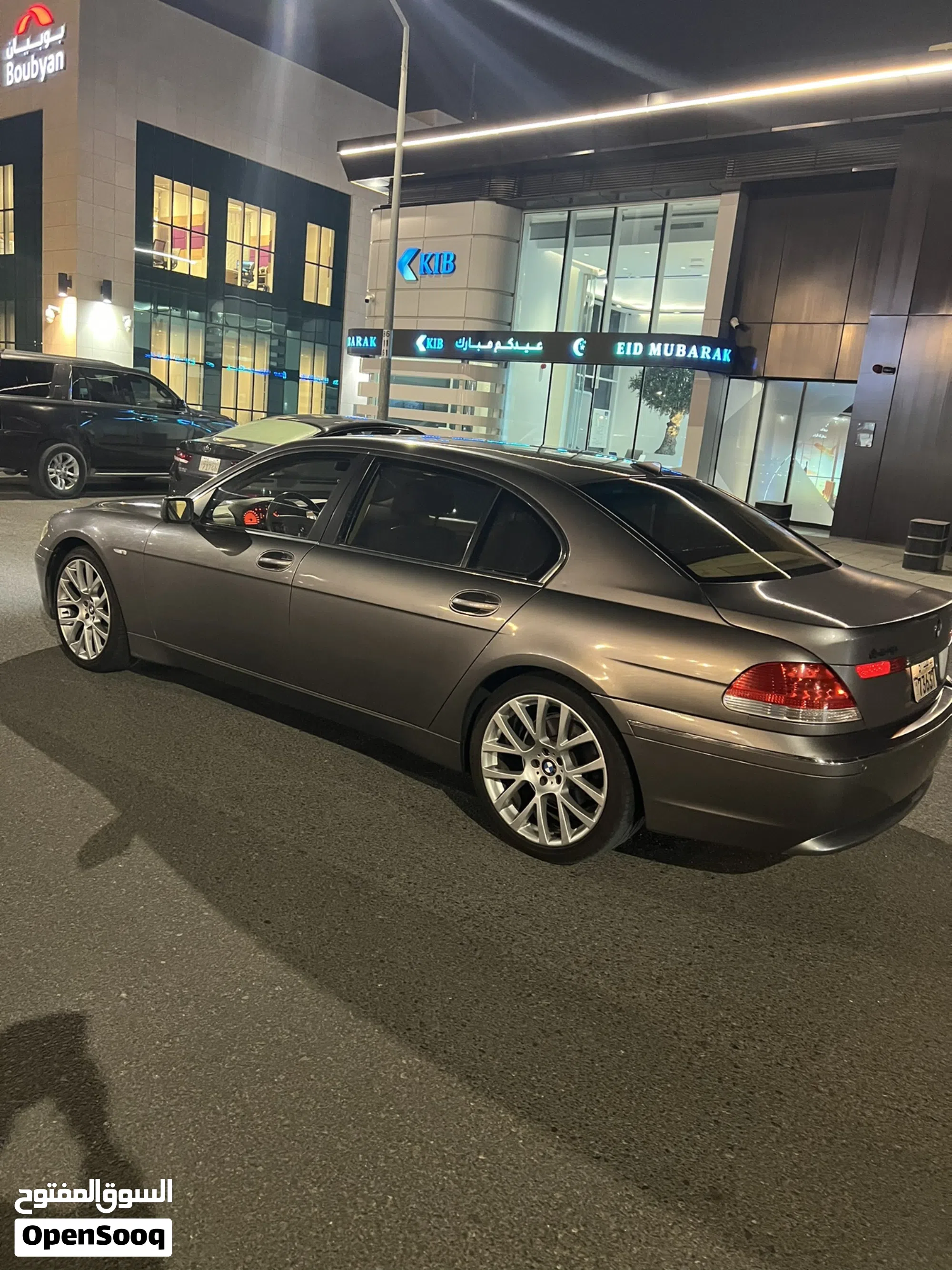 2002 BMW 7 Series