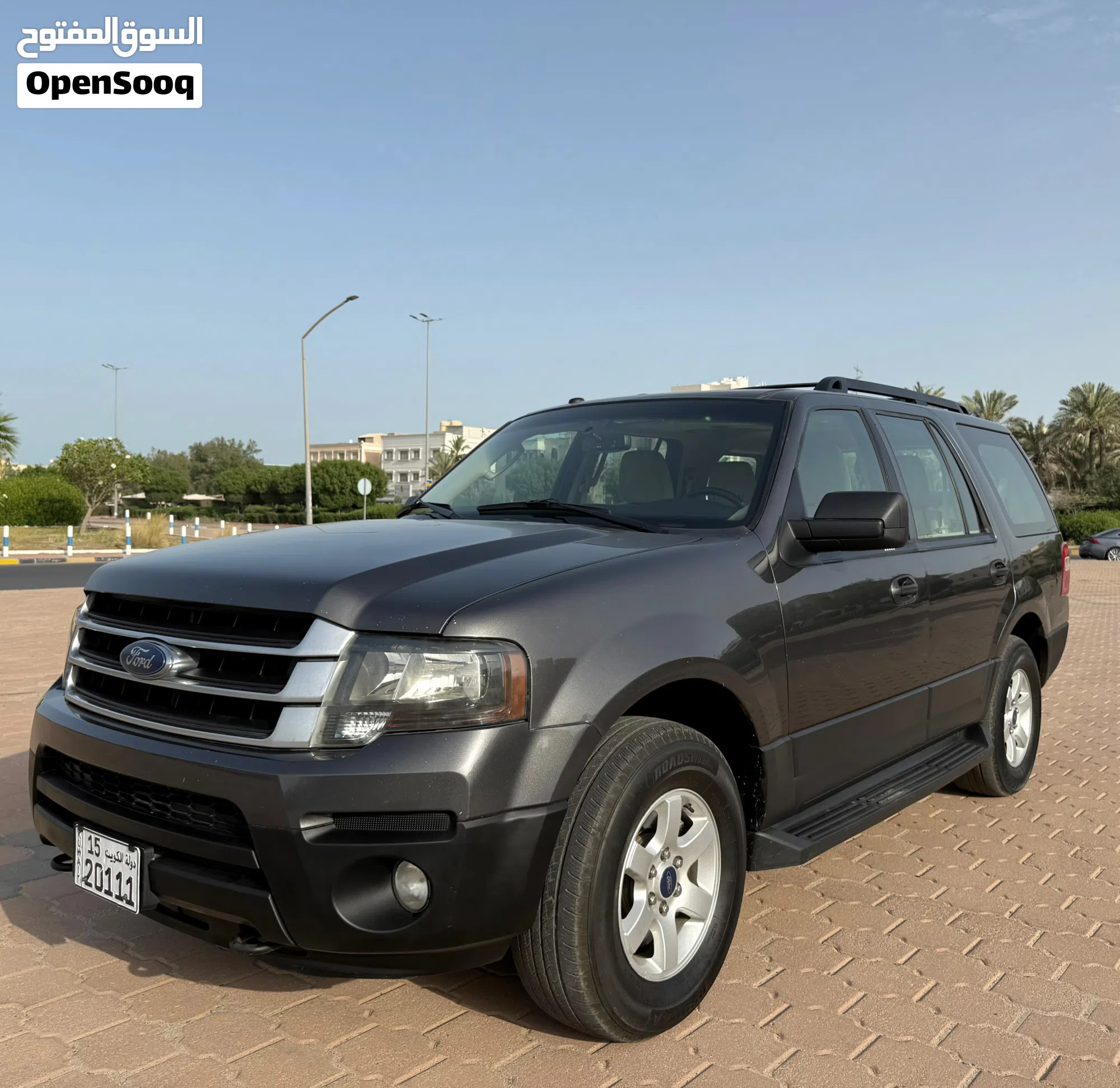 فورد اكسبلورر XLT 2017 - SUV واسع وموثوق - image 1