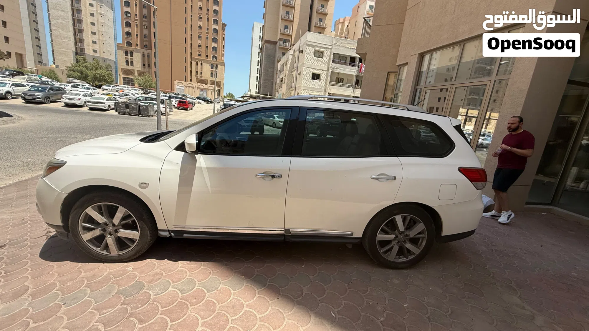 2014 نيسان Pathfinder