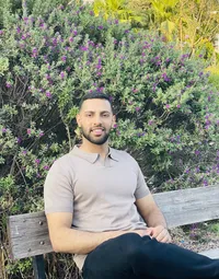 شادي ياسر وحيدي