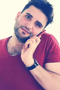 محمودشاهين