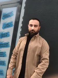 علي علي
