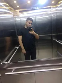 حذيفة خاطر