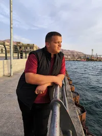 عدي ابو عليوة
