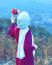 منى محمد 