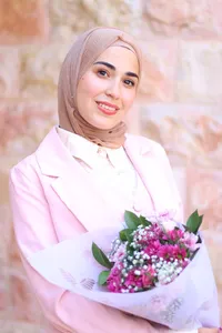 سجود ياسر مصطفى  عيد