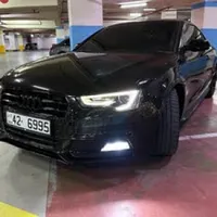 Lexus -is300  هايبرد - راكب عليها كت اف سبورت رياضي.