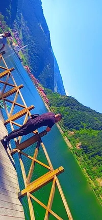 عدي زعتري