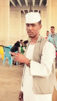 أحمد محمد أبوالقاسم آدم 
