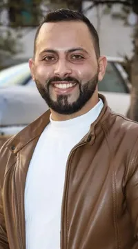 مصعب  حميدات