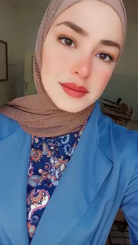 qamar rajabi