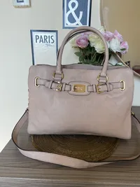 Women Michael Kors Bags for Sale in UAE Handbags Crossbody Bags Ladies Purse OpenSooq
