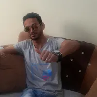 علاء خلف
