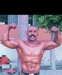 حارس شخصي ومدرب كمال اجسام