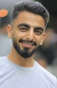 ليث  وشاحي