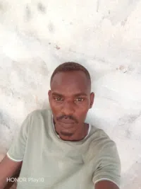 مجتبي 