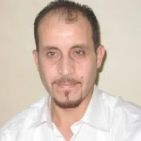 علي 