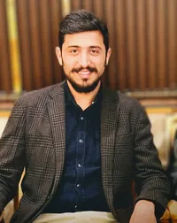 معتز  الحلايبة