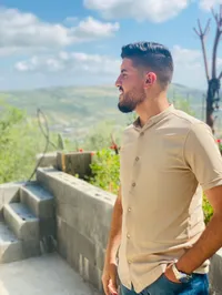 عروة عزام