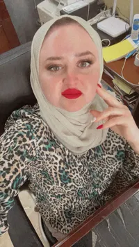 انوار  شاهين