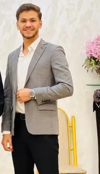عبد العزيز محمد زغموت
