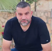 ياسر عرار