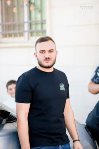 اسامة ابو عواد
