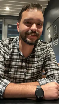نور الدين  رائد