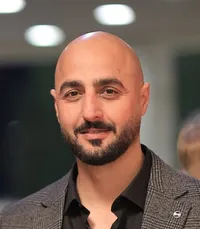 معاذ علي