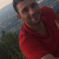 احمد السرخي
