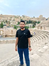 طلال يوسف