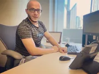 أنس  حمد 