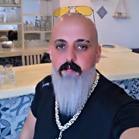 طارق عماري