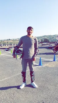 علي العزام