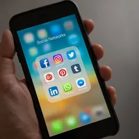 أبل ‏ايفون 7 بلس ‏128 جيجابايت ‏أسود