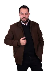 خالد دغلس