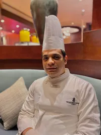 مصطفي  الكومي