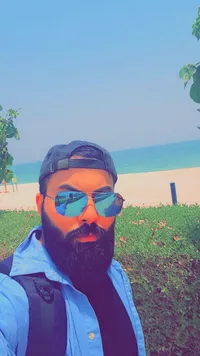 أسمر
