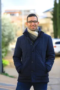 عدي قريب