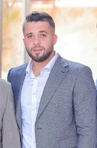 عبد العزيز  سلامة