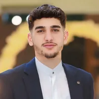 علي