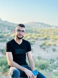 مؤمن أبوعبيد