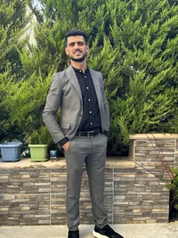 عمار  خمايسه 