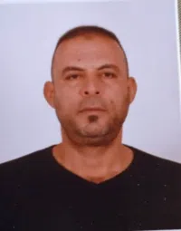 ثائر