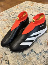 Adidas shoes hot sale offer in jeddah