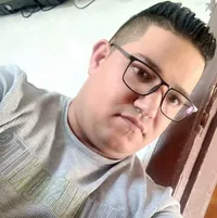 ثائر