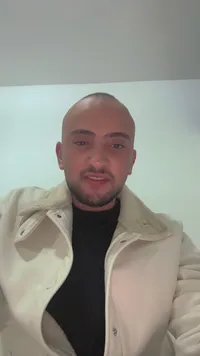 اكثم ابوزهرة