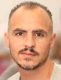 حسام  رمضان