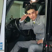 انس تيم