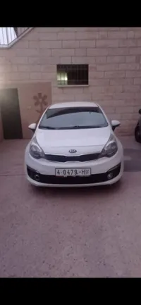 خليل نضال اللوزي